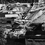 写真：昭和10年頃の土畑鉱山操業風景